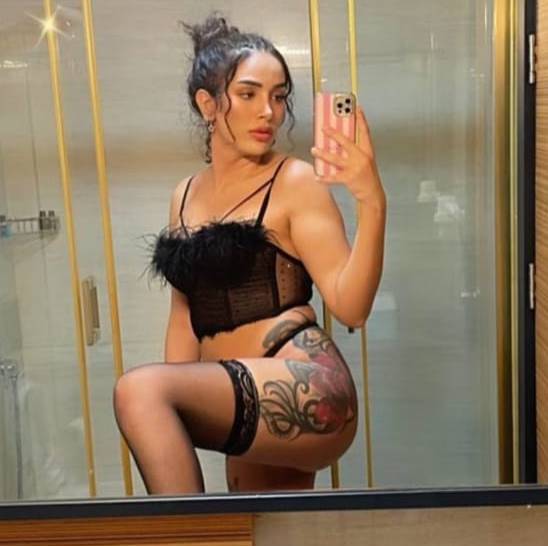 Esenler Escort Bayan Pınar İle Farklı Bir Gece